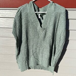 Wishlist, Size S/M, Oversized Sage Top